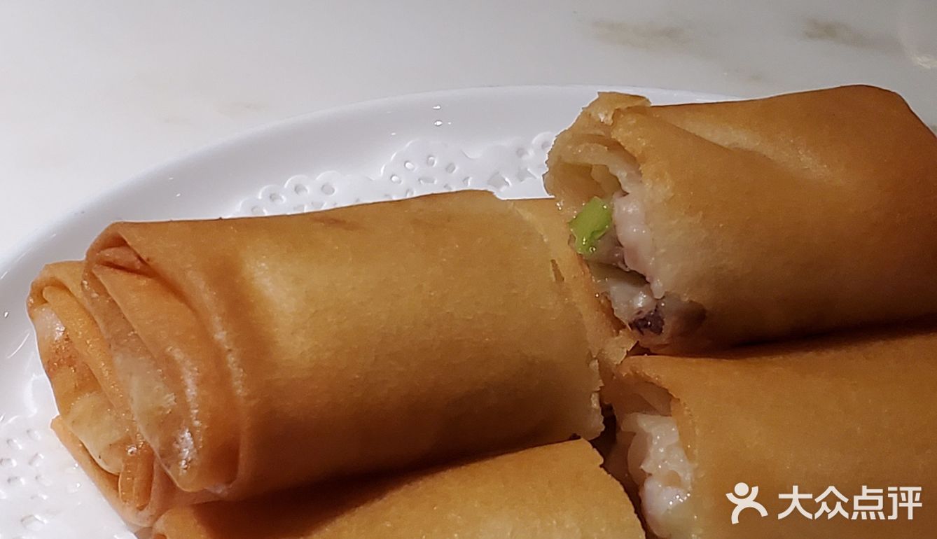 这家店吃起来也没看起来那么贵嘛~好吃！大力推荐！