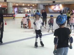 -冠军冰场CHAMPION RINK(凯德广场店)