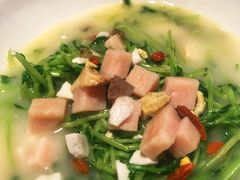 上汤豆苗-花椒俏川菜小馆(南海万达店)