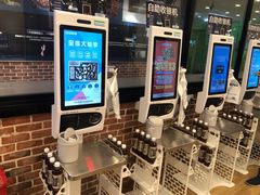 -全家便利店(上海南站站店)