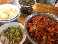 -琥珀老六龙虾(四里河店)