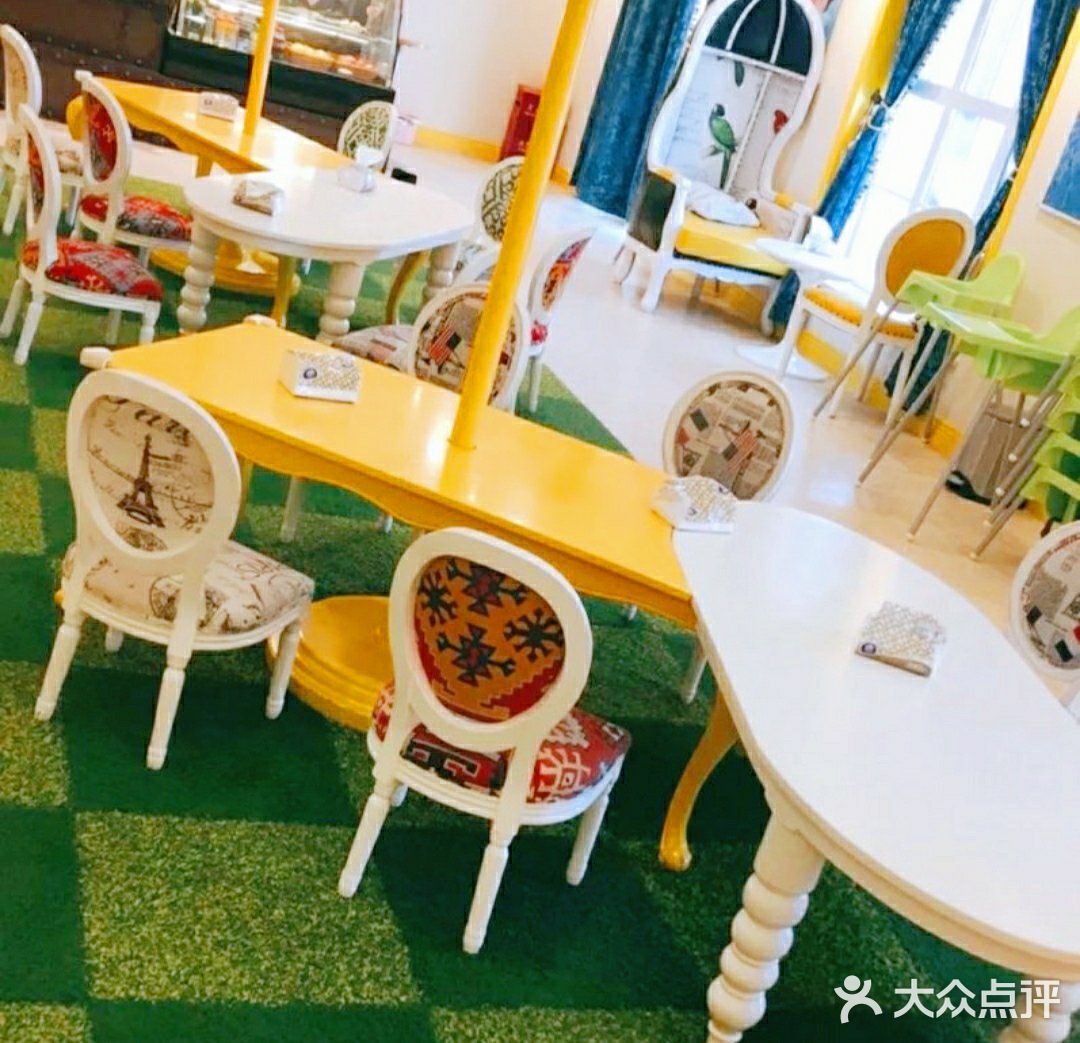 我家有个游泳健将呀