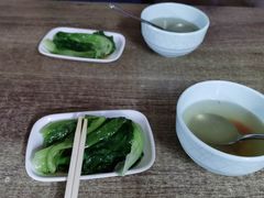 -煲煲香快餐(南京路店)
