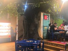 -马路边边串串香形象店(磐石路店)