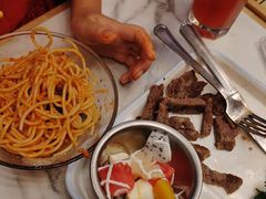 -菲滋意式餐厅(临海银泰店)