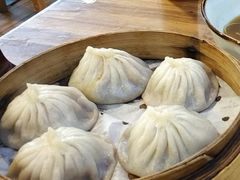蟹粉汤包-朱洪元苏式面馆(绿宝广场店)