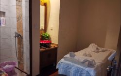 点击看大图 -芳朵美容养生SPA