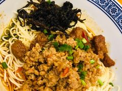 辣肉浇头-沪西老弄堂面馆(定西路店)