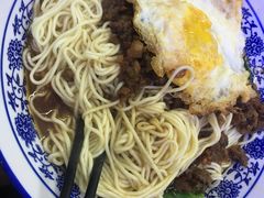 -渝之汇牛肉豌杂面