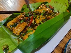 -蜗牛小馆醉乡民谣云南菜(惠新西里店)