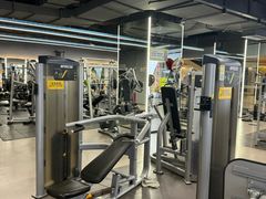 -超鹿运动(五四路恒力城店)