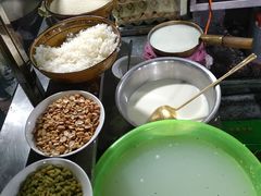 -清真老马家国华牛奶鸡蛋醪糟(正宁路店)