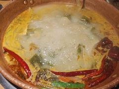 -洱火云南酸菜牛肉火锅(石景山当代商城店)