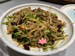 京酱肉丝-皇城根北京风味主题餐厅(日照万象汇店)
