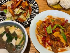 -金莹丸子汤清真(朝外SOHO店)