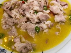 酸汤肥牛-宋记香辣蟹(曹家渡店)