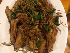 香茅草烤翅-Ruam Saep Yok Khok Som Tam