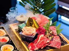 -铭牛烧肉·和牛海鲜自助(高新月牙湖店)