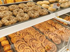 -红星前进面包牛奶公司(畅春园店)