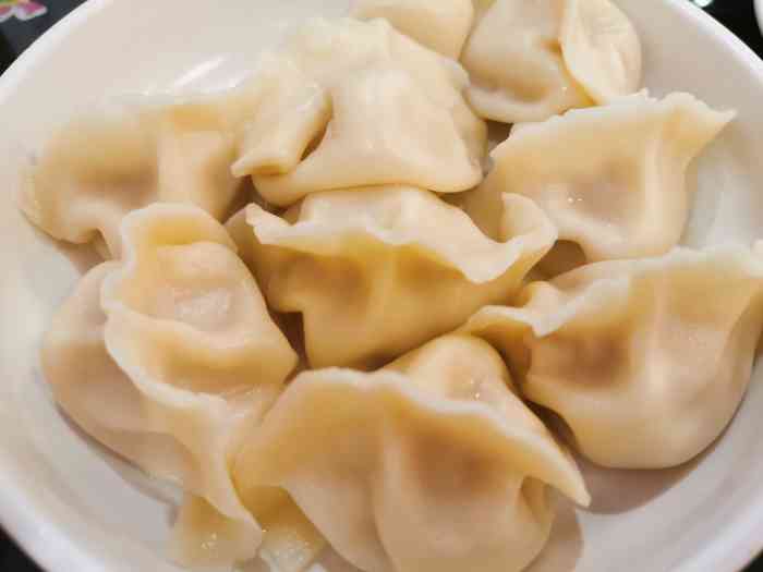 小拜年东北菜-"上班族的不二首选.位于青羊工业园区英国小.