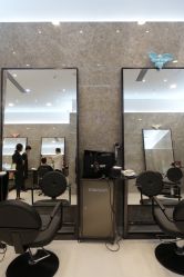 -TONI&GUY