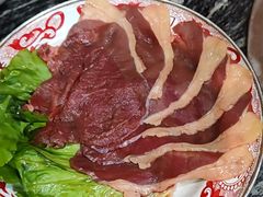 -乳仔牛牦牛汤锅 烤羊排(松潘古城店)
