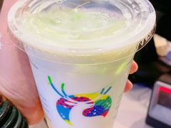 初恋青提小铁-瑞幸咖啡(纽宾凯酒店新华路店)