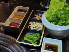 -鹤江桥·红油牛肉粉(SKP店)