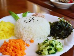 -亲昵春川鸡排(韩国美食街店)