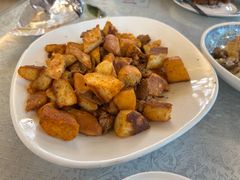 -汗腾格里·风味餐厅(新疆驻京办店)