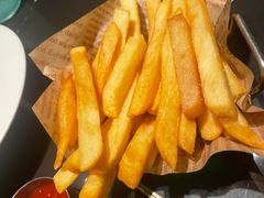 -DEEP·美式餐吧(五棵松华熙LIVE店)