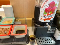 -红渡小香·牛肉麻辣香锅(车站南路店)