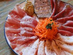 -羽深肉铺 Steak & Wine