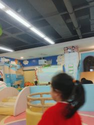 -孩子王童乐园(成都海滨城店)