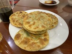 -老山记海城馅饼大酒店(振兴小区店)