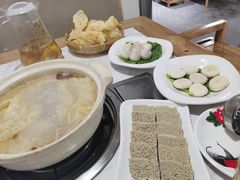 -广顺鑫猪肚鸡(经八路店)