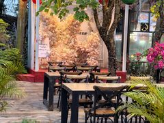 -花溪雨·森林餐厅(石基店)