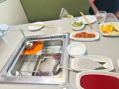 -海底捞火锅(新松江路生日主题店)