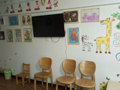 -八度音乐吉他教室(汉广店)