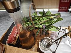 -一朵菌·野生菌探索家火锅(南亚店)