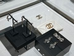 -CHANEL(恒隆广场店)
