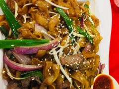 广式炒牛河-鼎珑点心仔(燕塘店)