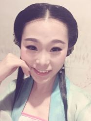 -盘子女人坊生日照·摄影馆(华强店)