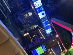 -YOGO优果密室逃脱(新佳丽广场店)