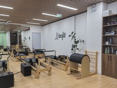 -Isofit 普拉提·婵柔工作室