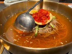 -韩白山·朝鲜族烤牛肉·酱蟹(长宁龙之梦店)