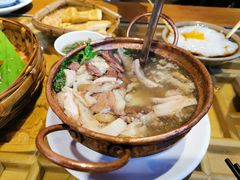 马帮牛汤锅-醉云喃