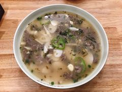 雪菜笋丝鲜牛肉年糕汤-经堂北路牛肉干面·溪口蒋永峰牛肉馆(宁波店)