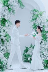 -都市丽人婚纱摄影