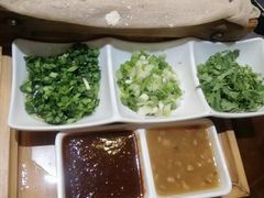 -东口码头·烧鸽子·鱼头泡饼·地方菜(金鹰悦城店)